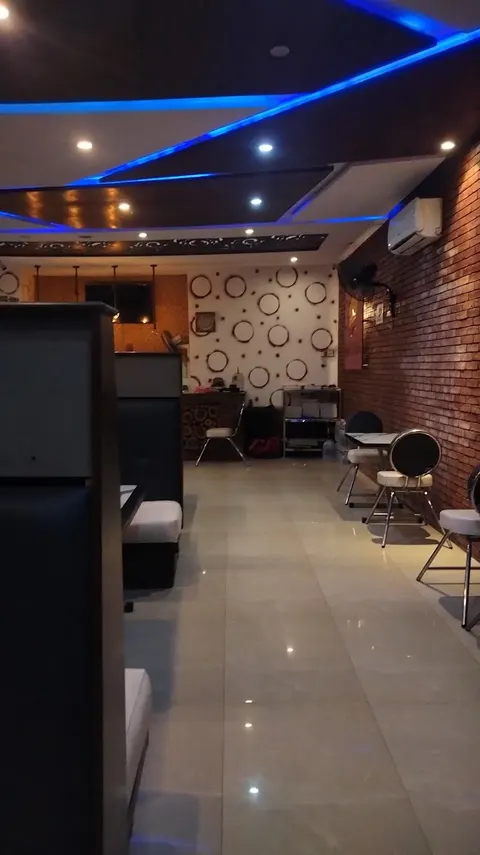 Hadi's Cuisine in Mandi Bahauddin, Punjab