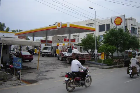 Niazi Filling Station in Sahiwal, Punjab