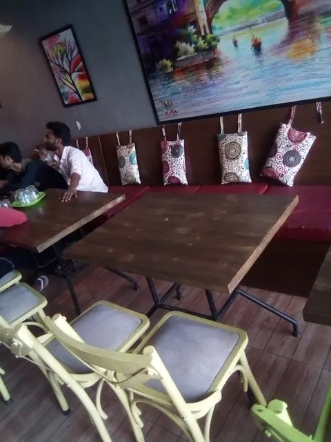 Pizza and Burger House, Joiyan Wala moor in Joeiyanwala More, Punjab