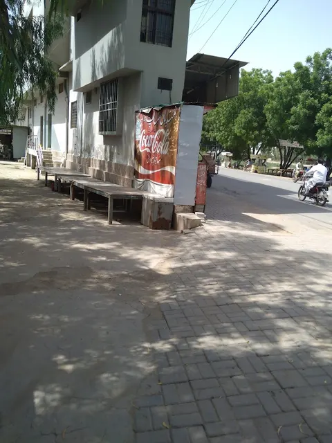 Mirza Samosa & Foods in Dera Ghazi Khan, Punjab