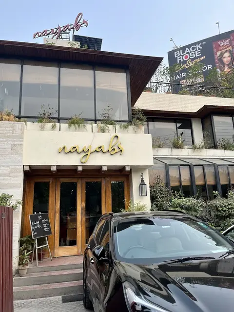 Nayabs in Lahore, Punjab