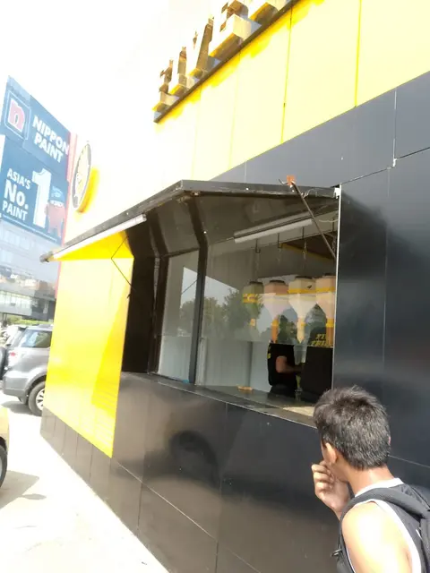 FIVE FRIES in Lahore, Punjab