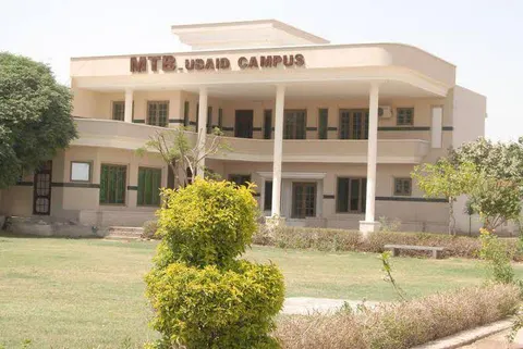 Madrisa Tul Binaat in Sadiqabad, Punjab