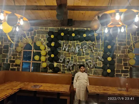 Stone Ove Pizza Valley in Gujranwala, Punjab