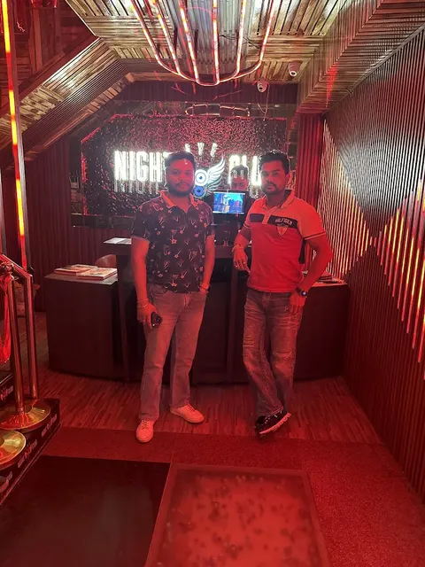 𝗡𝗜𝗚𝗛𝗧 𝗘𝗬𝗘 𝗖𝗟𝗨𝗕 in Manali, HP