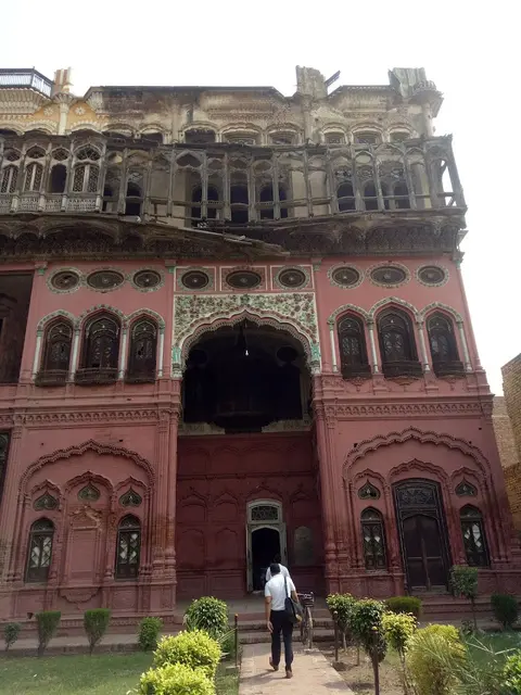 Library Park in Chiniot, Punjab