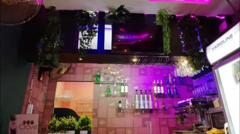 Crave Lodge in بورے والا, پنجاب