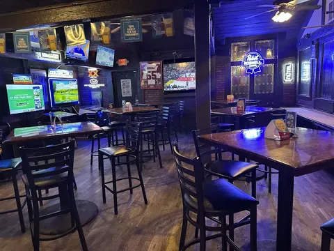 North River Tavern in Sandy Springs, GA