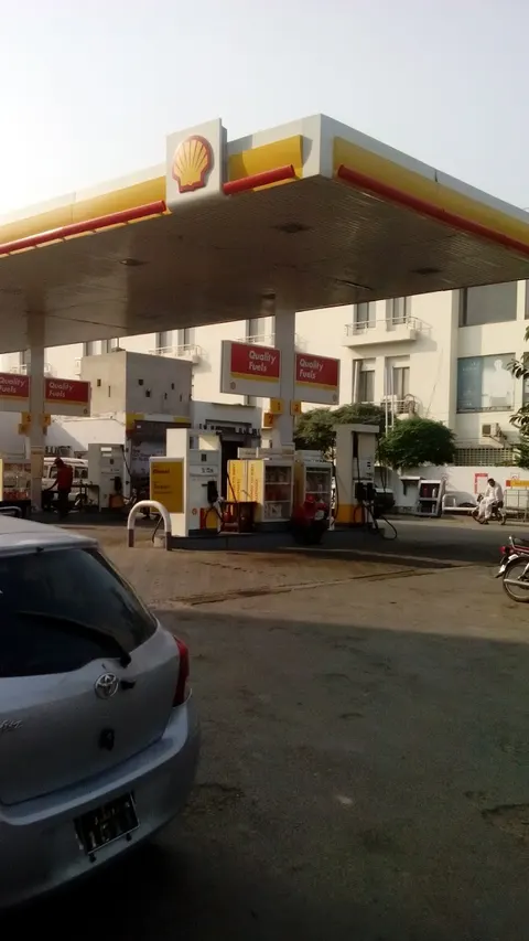 Niazi Filling Station in Sahiwal, Punjab
