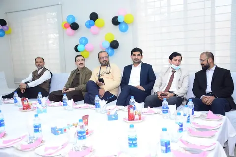 DentValley Dental clinic,Dr Muhammad Yaseen Khan ,Ali Ahmad Khan Hospital, Jhang in Jhang, Punjab