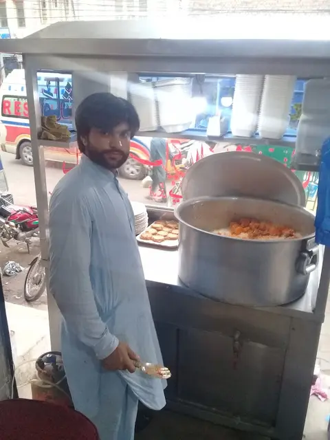 Karachi Al Norani Biryani and Cooking Center in Okara, Punjab