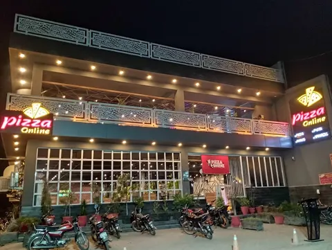 Pizza Online Burewala in Burewala, Punjab