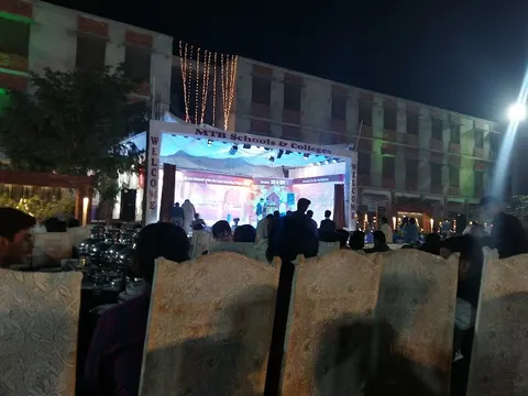 Madrisa Tul Binaat in Sadiqabad, Punjab