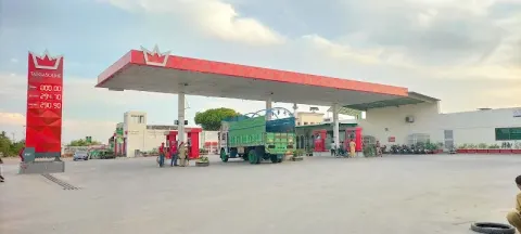 Umer Filling Station (TAJ-145) in Sahiwal, Punjab