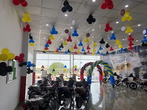 Hussain Honda Center in Ugoki, Punjab