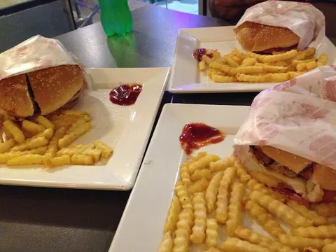 Wingo’s - Gujranwala in Gujranwala, Punjab