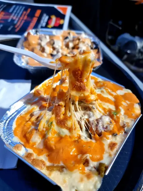 FRIES HUT (Its All About Fries) in Lahore, Punjab
