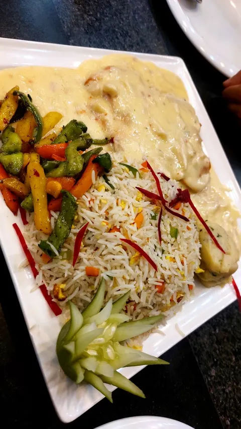 Kashif Fried Chicken & Cafe in Dera Ghazi Khan, Punjab