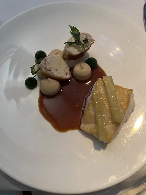 Angler Restaurant in Multan, England