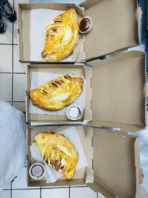 Avent Ferry Pizza