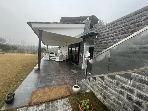 Solis Wellness Retreat Center in Tharoli, PB