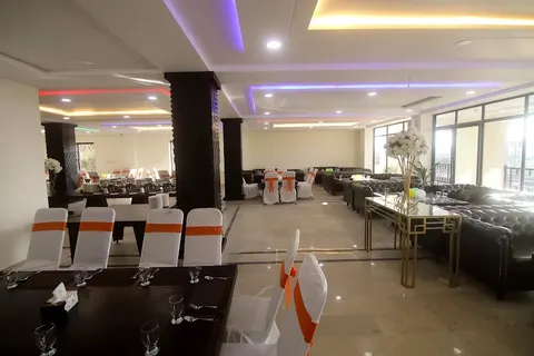 Babar Khan Restaurant Mirpur in New Mirpur City, Punjab