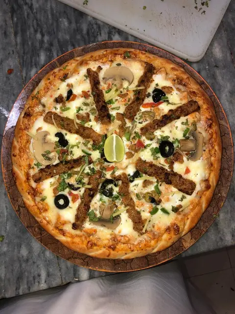 Arshad Fast Food & Pizza Cafe in Khanewal, Punjab