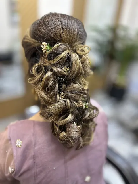 G. Beauty salon in Okara, Punjab