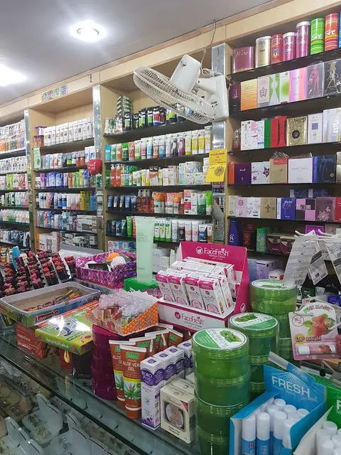 Shopping Club in Sahiwal, Punjab