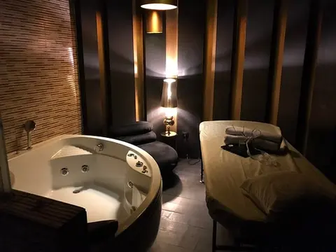DHA Massage Center Somion SPA in Lahore, Punjab