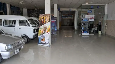 Suzuki United Motors (Burewala) in Burewala, Punjab