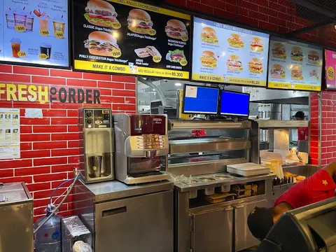 Hardees in Gujranwala, Punjab