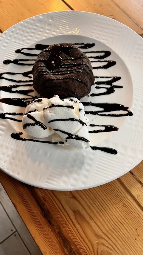 Second Cup, GT Road Gujrat in Gujrat, Punjab