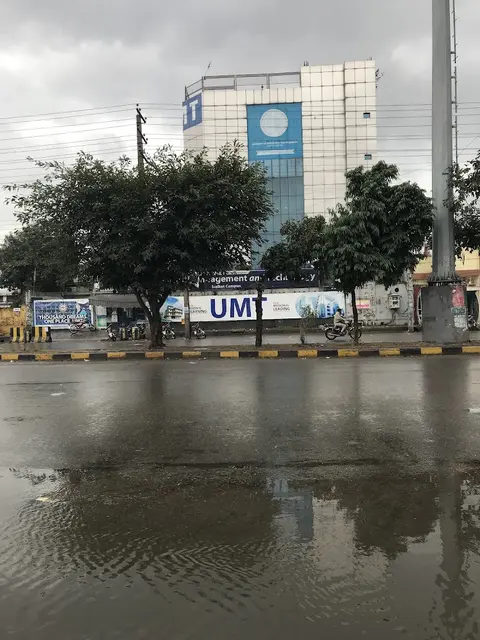 University of Management and Technology, Sialkot Campus in Sialkot, Punjab