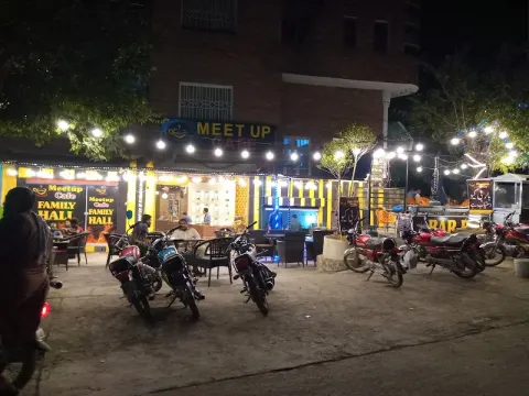 Meetup Cafe in Jhelum, Punjab