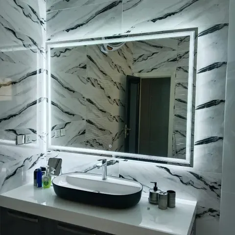 Royal Mirrors in Faisalabad, Punjab