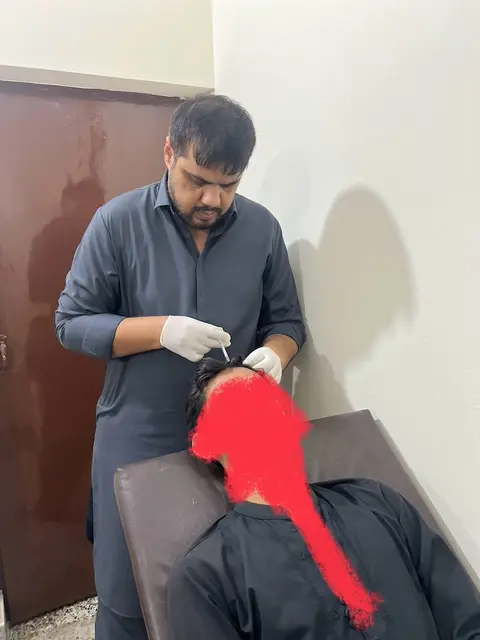 Dr Haseeb Ahmad - Best Skin Specialist, Top Dermatologist & Skin Doctor in Bahawalpur, Punjab