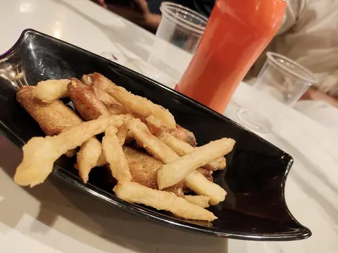 Golden Castle Restaurant Chiniot in Chiniot, Punjab