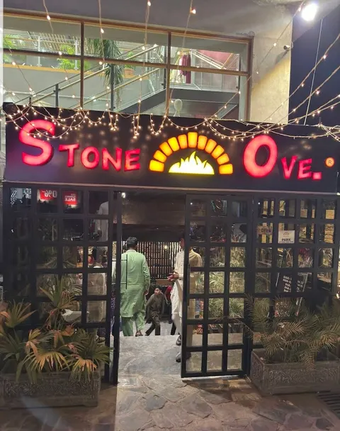 Stone Ove Pizza Valley Sargodha Branch in Sargodha, Punjab
