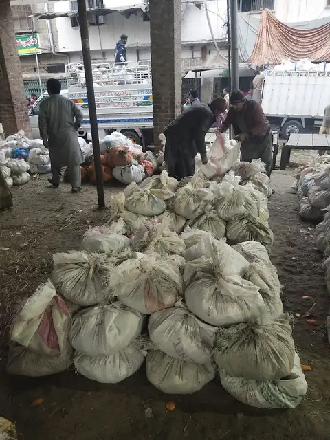 Sabzi Mandi in Sahiwal, Punjab