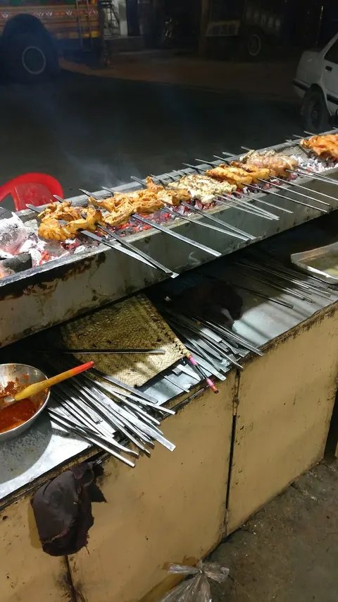 Attock Chicken Tikka And BBQ in Attock, Punjab