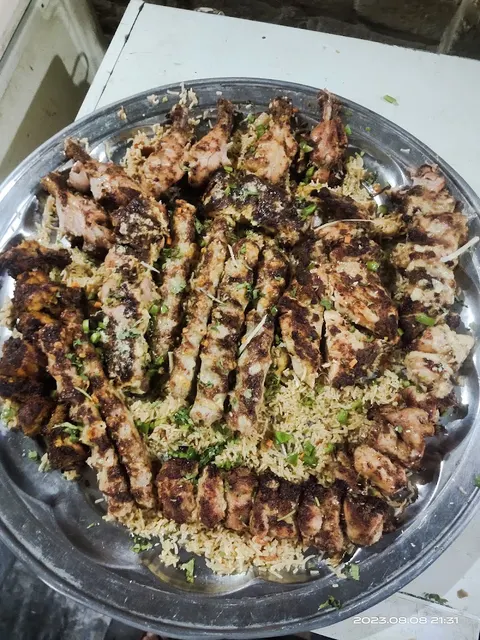 Ahmad Shinwari Restaurant احمد شنواری ریسٹورنٹ in Gojra, Punjab