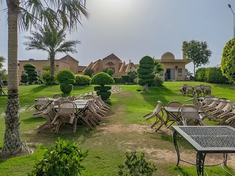 BBQ Tonight Bahawalpur in Lodhrān, Punjab