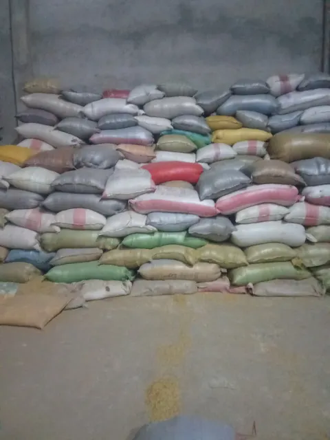 Hammad Commission shop photo 2