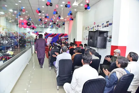 Mustafa Honda Cnetre in Faisalabad, Punjab