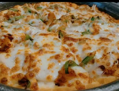 Al Maida Pizza Garden in Dera Ghazi Khan, Punjab