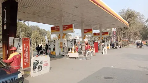 Shalimar Filling Station in Sahiwal, Punjab, Punjab