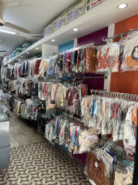 Baby Bazar baby jhula in Mandi Bahauddin, Punjab