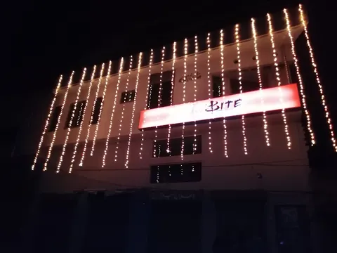 Big Bite Gondlanwala in Gujranwala, Punjab