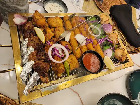 Poet Rooftop Garden - Best Restaurant in Lahore | Fine Dining | Mughlai Buffet in Lahore, Punjab